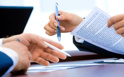 Reasons to Sue Workers’ Comp (and When It Could Backfire)